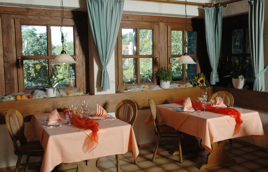 Hotel - Reweschnier Kusel Εξωτερικό φωτογραφία