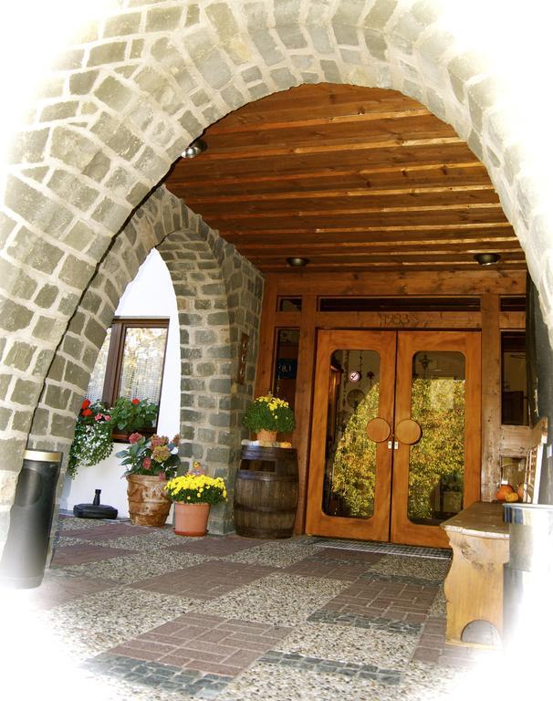Hotel - Reweschnier Kusel Εξωτερικό φωτογραφία
